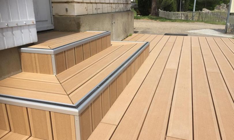 Gegroefd Coloradobruin