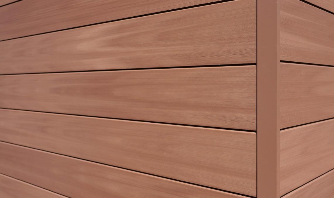 Details van de gevelbekleding Atmosphère 175 Zonbruin Silvadec