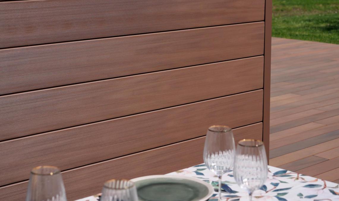 Tafel met gevelbekleding Atmosphère 175 Zonbruin Silvadec